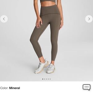 SPANXshape Booty Boost 7/8 Leggings in Mineral